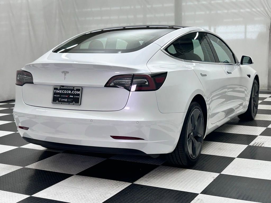 Used 2020 Tesla Model 3 Standard Range Plus image 7