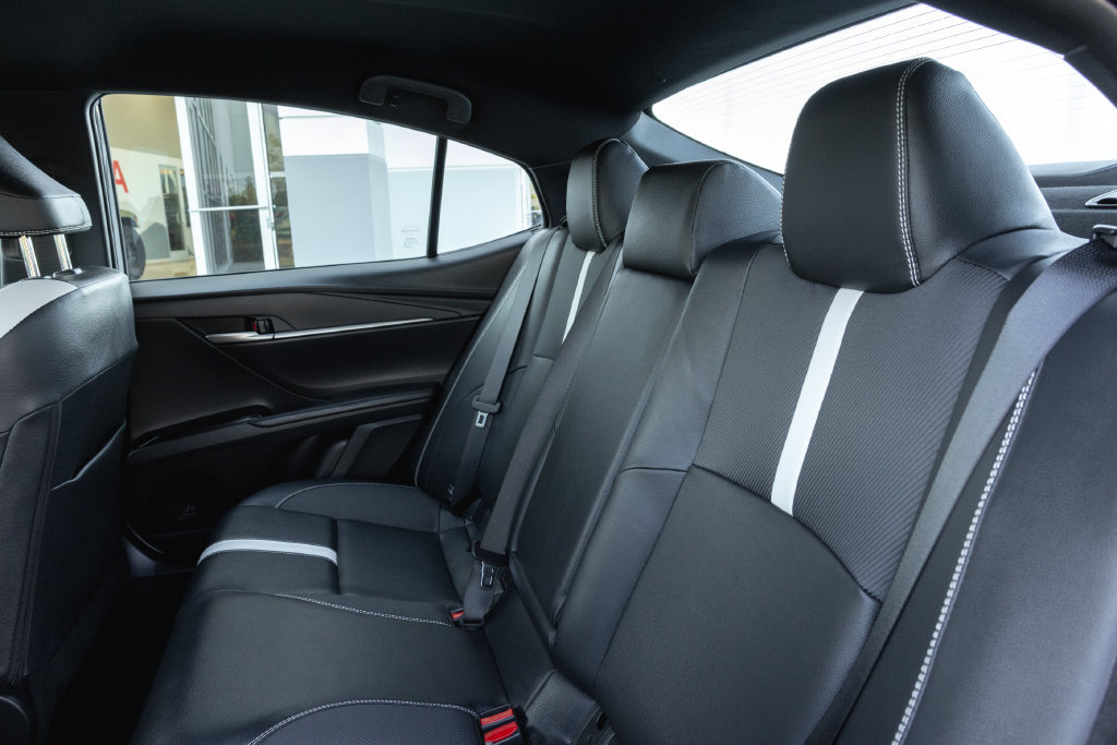 Certified 2025 Toyota Camry SE w/ Convenience Package FWD image 24