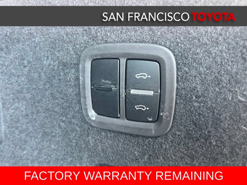 Used 2024 Porsche Cayenne S AWD/4WD image 40