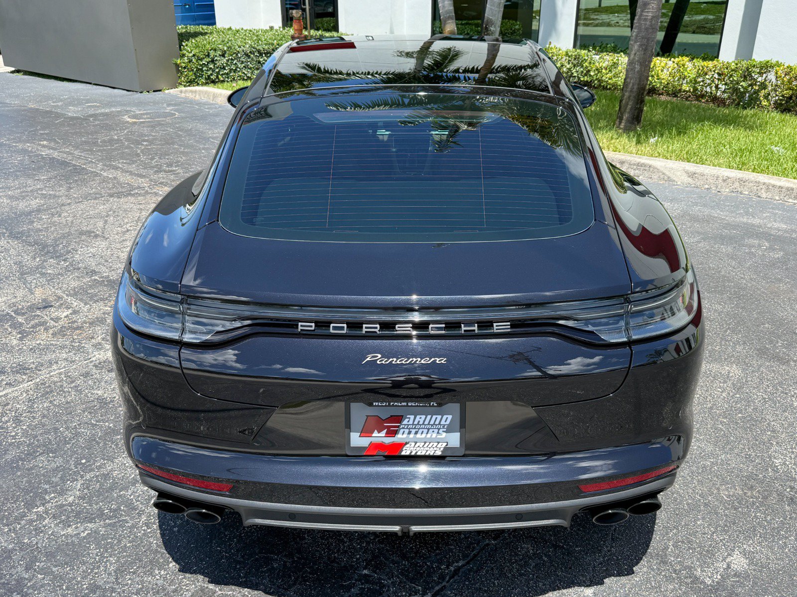 Used 2023 Porsche Panamera Platinum Edition RWD image 13
