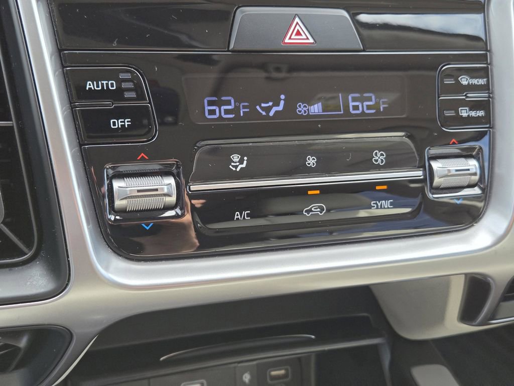 Certified 2023 Kia Sorento X-Line EX image 31