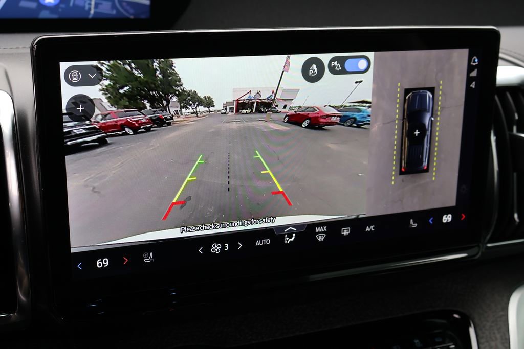 Used 2025 Ford Expedition Tremor AWD/4WD image 7