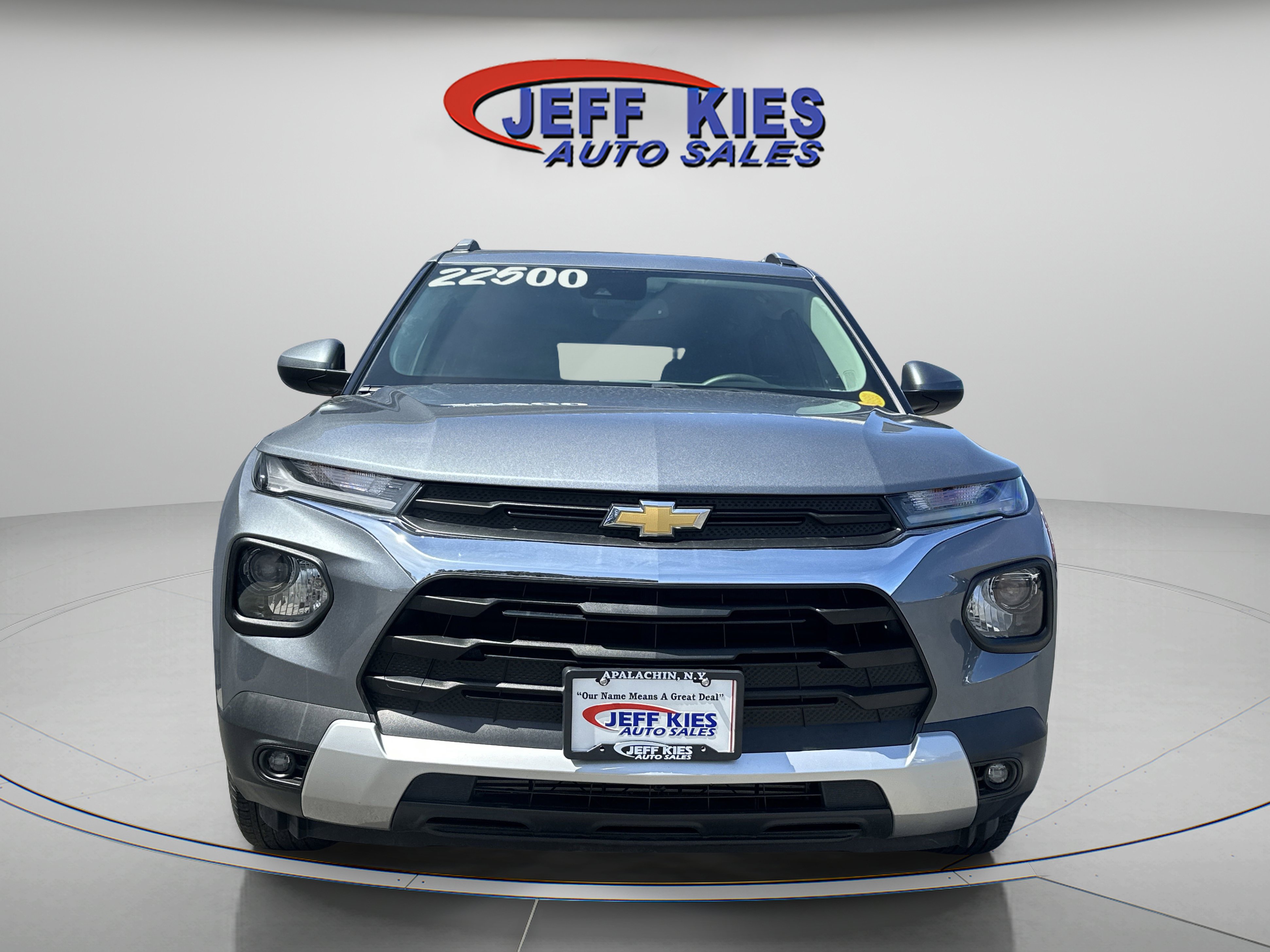 Used 2022 Chevrolet TrailBlazer LT w/ Convenience Package image 3