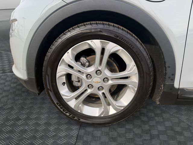 Used 2020 Chevrolet Bolt LT image 14