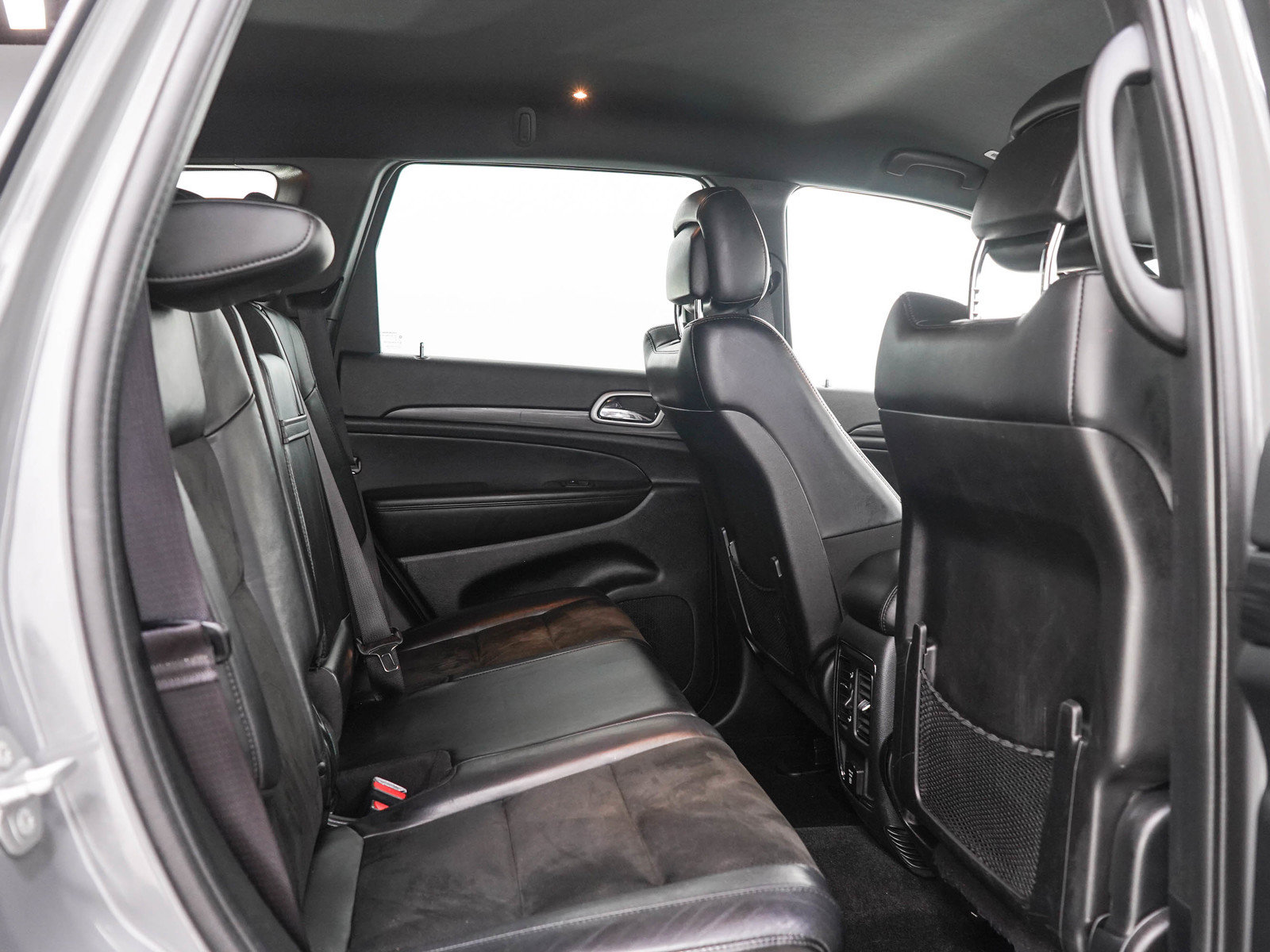 Used 2022 Jeep Grand Cherokee Laredo X AWD/4WD image 14