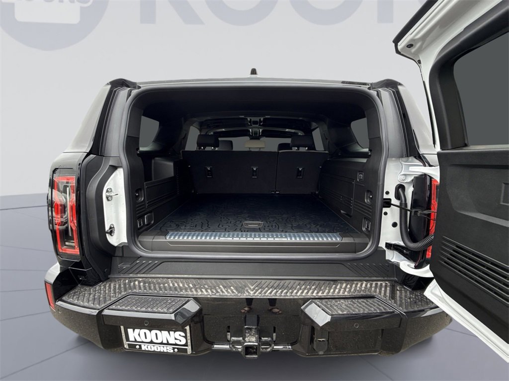 New 2026 GMC Hummer EV SUV image 28