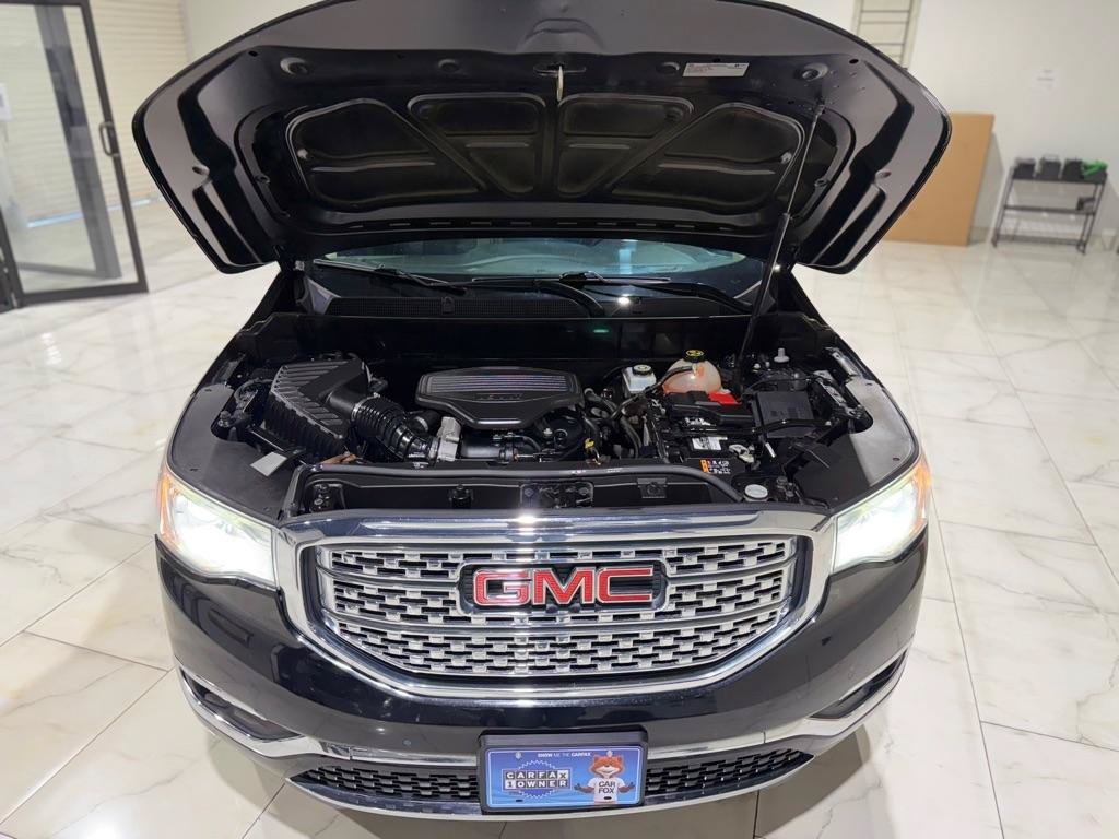 Used 2019 GMC Acadia Denali FWD image 4