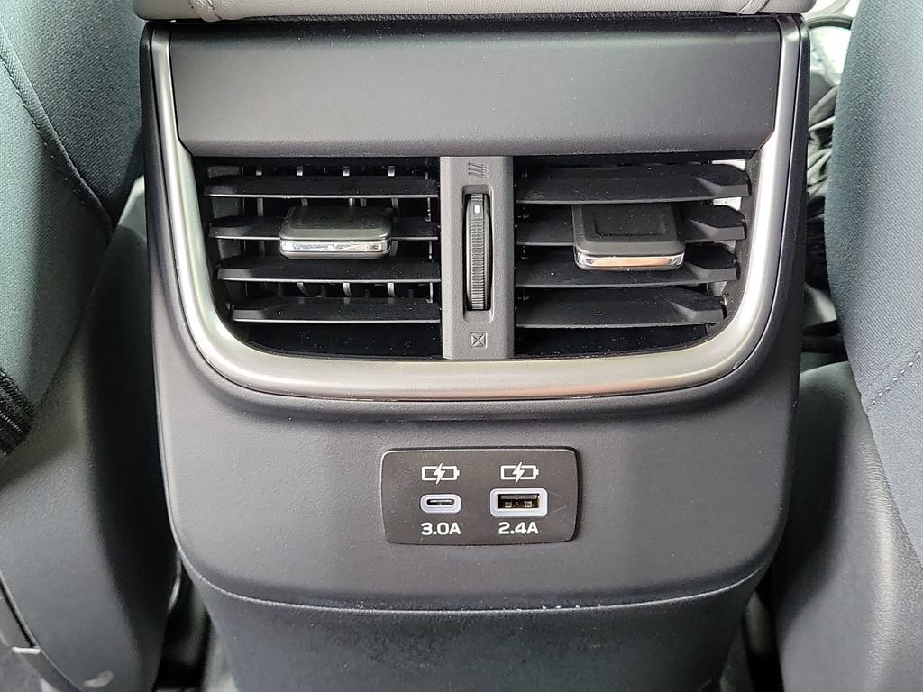 Certified 2025 Subaru Outback Premium AWD/4WD image 13