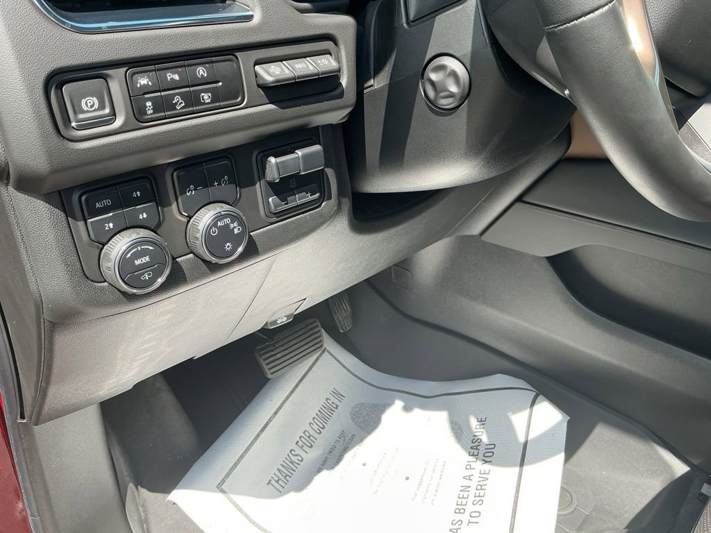 Used 2024 Chevrolet Tahoe High Country image 10