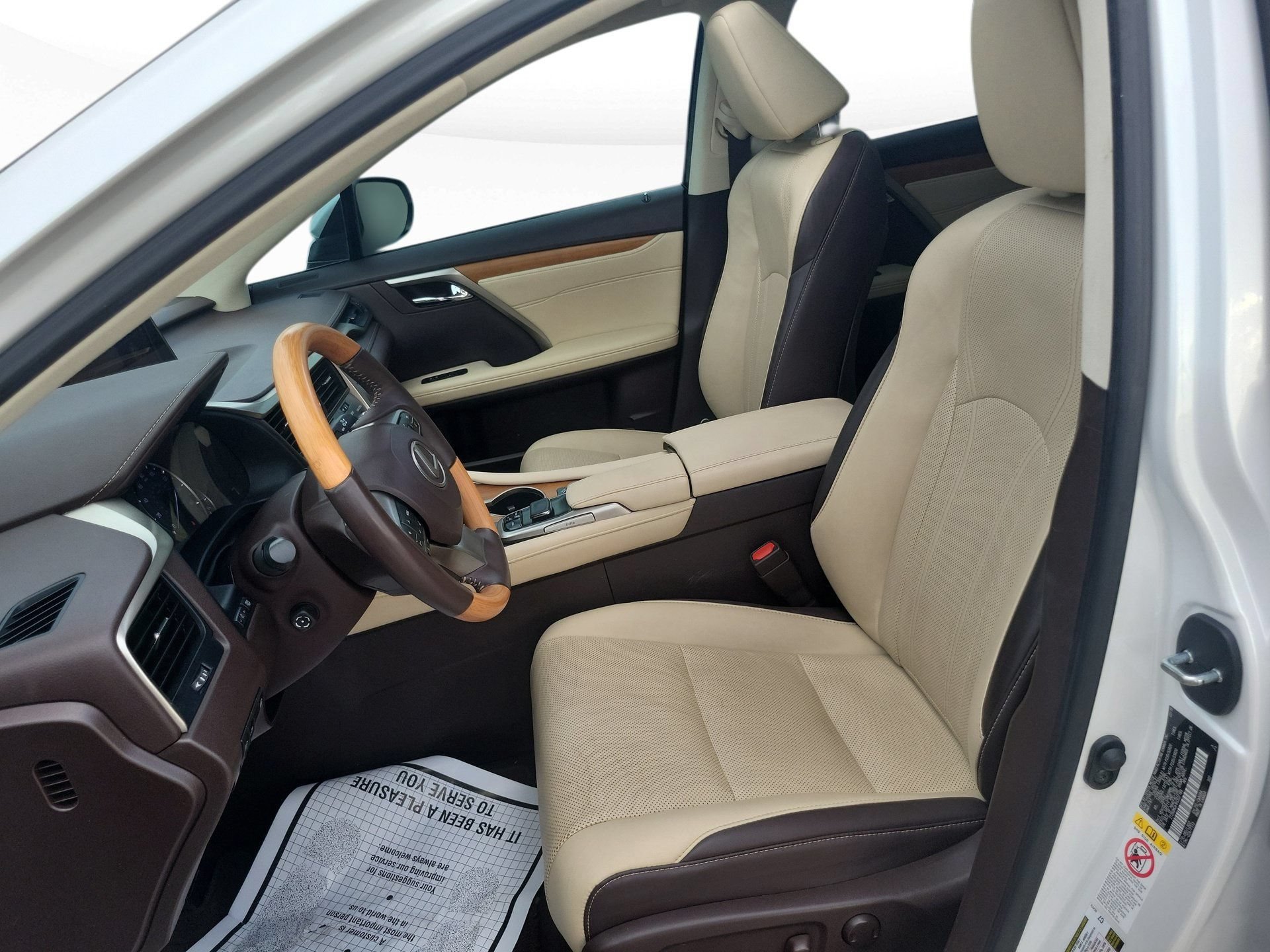 Used 2019 Lexus RX 450h AWD w/ Navigation Package image 14