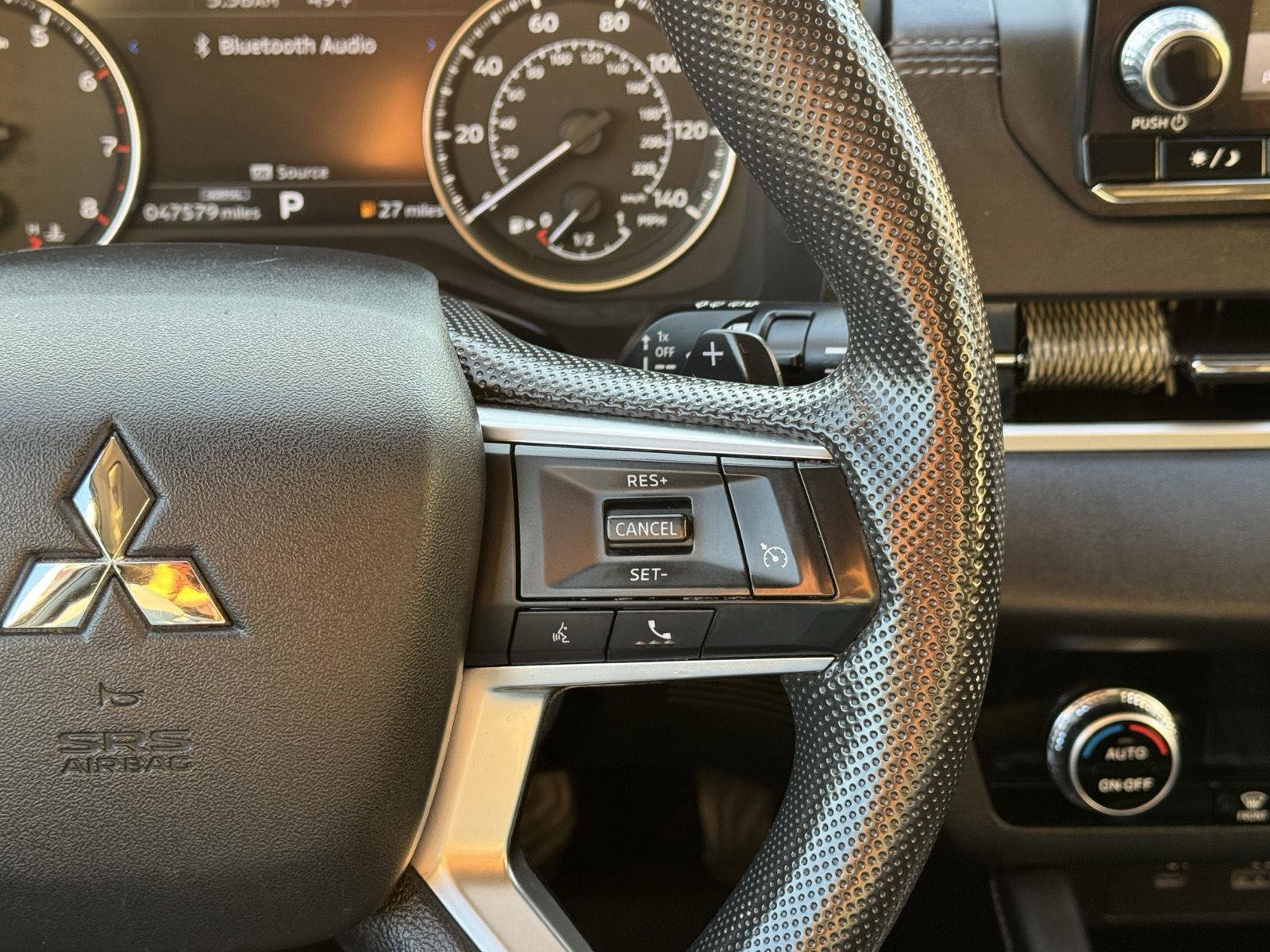 Used 2022 Mitsubishi Outlander ES image 28