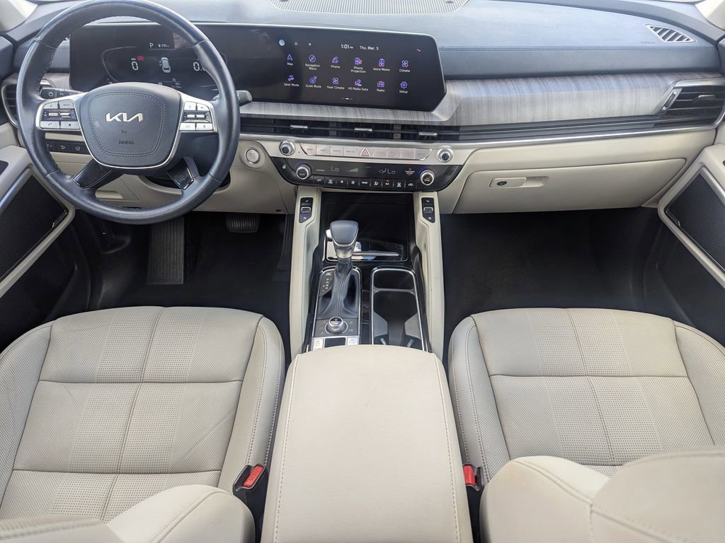 Used 2023 Kia Telluride EX image 11