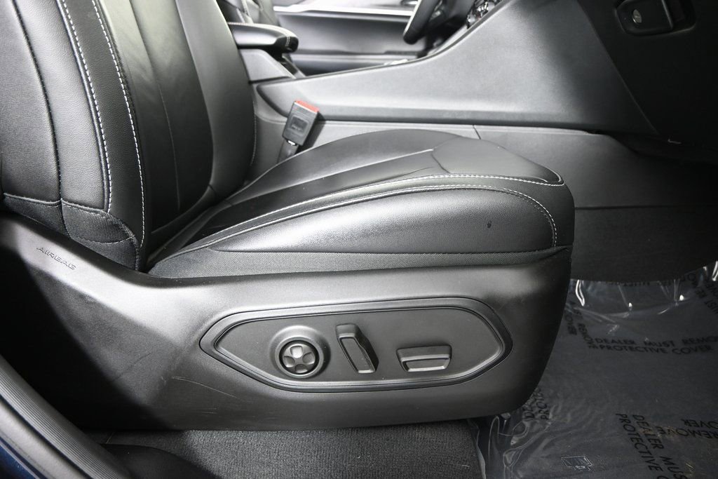 Used 2023 Jeep Grand Cherokee Limited image 17