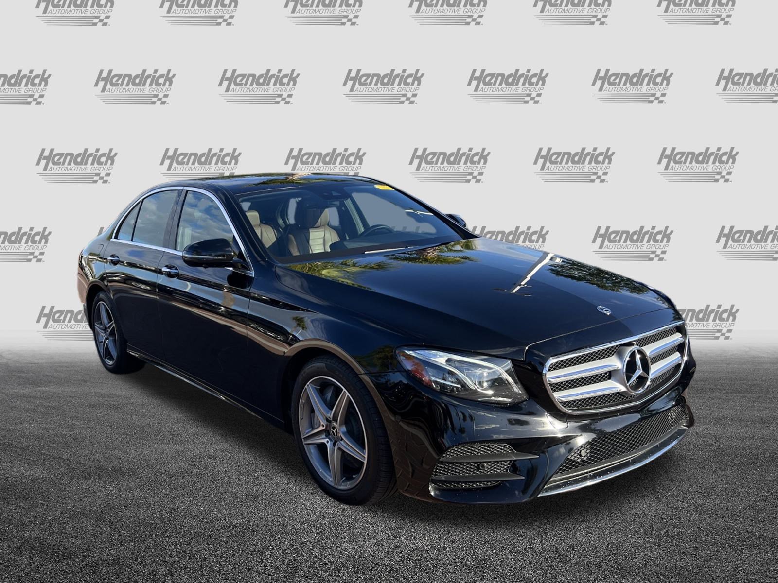 Used 2020 Mercedes-Benz E 350 4MATIC Sedan image 2