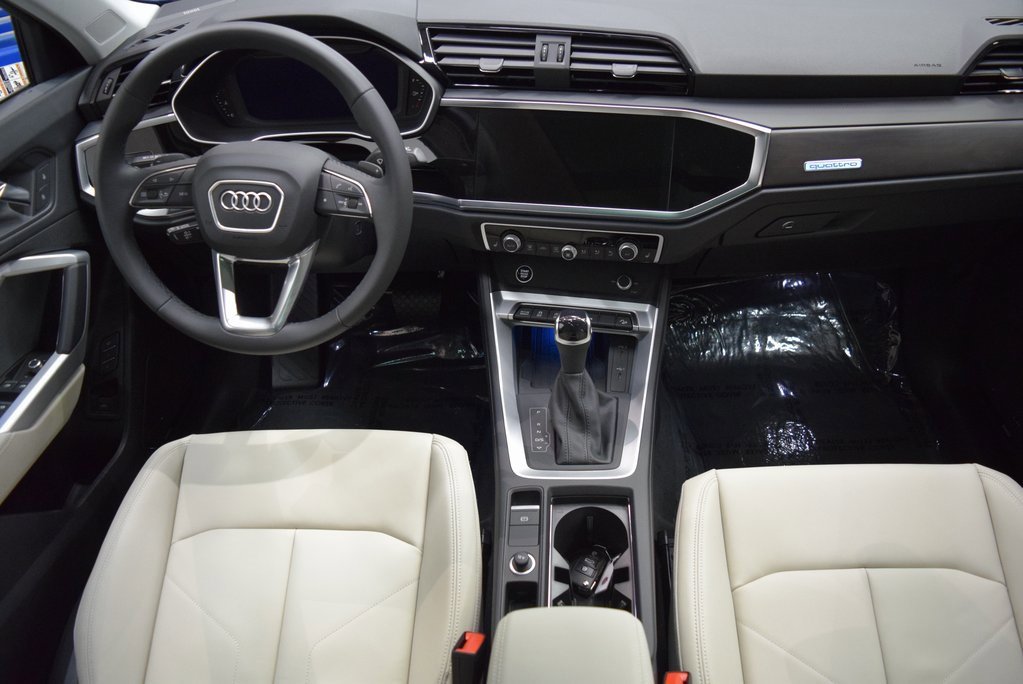New 2025 Audi Q3 2.0T Premium Plus image 8