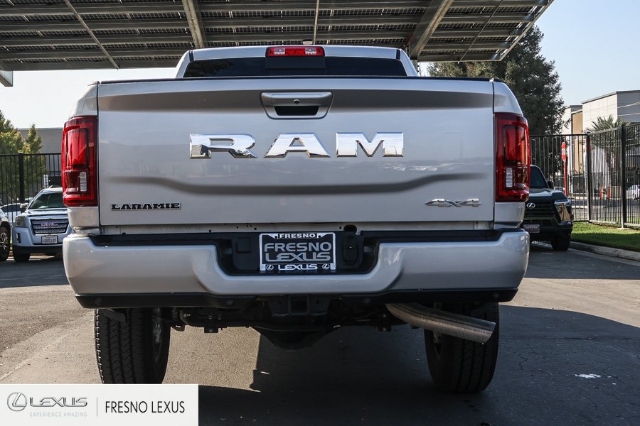 Used 2026 RAM 2500 Laramie AWD/4WD image 5