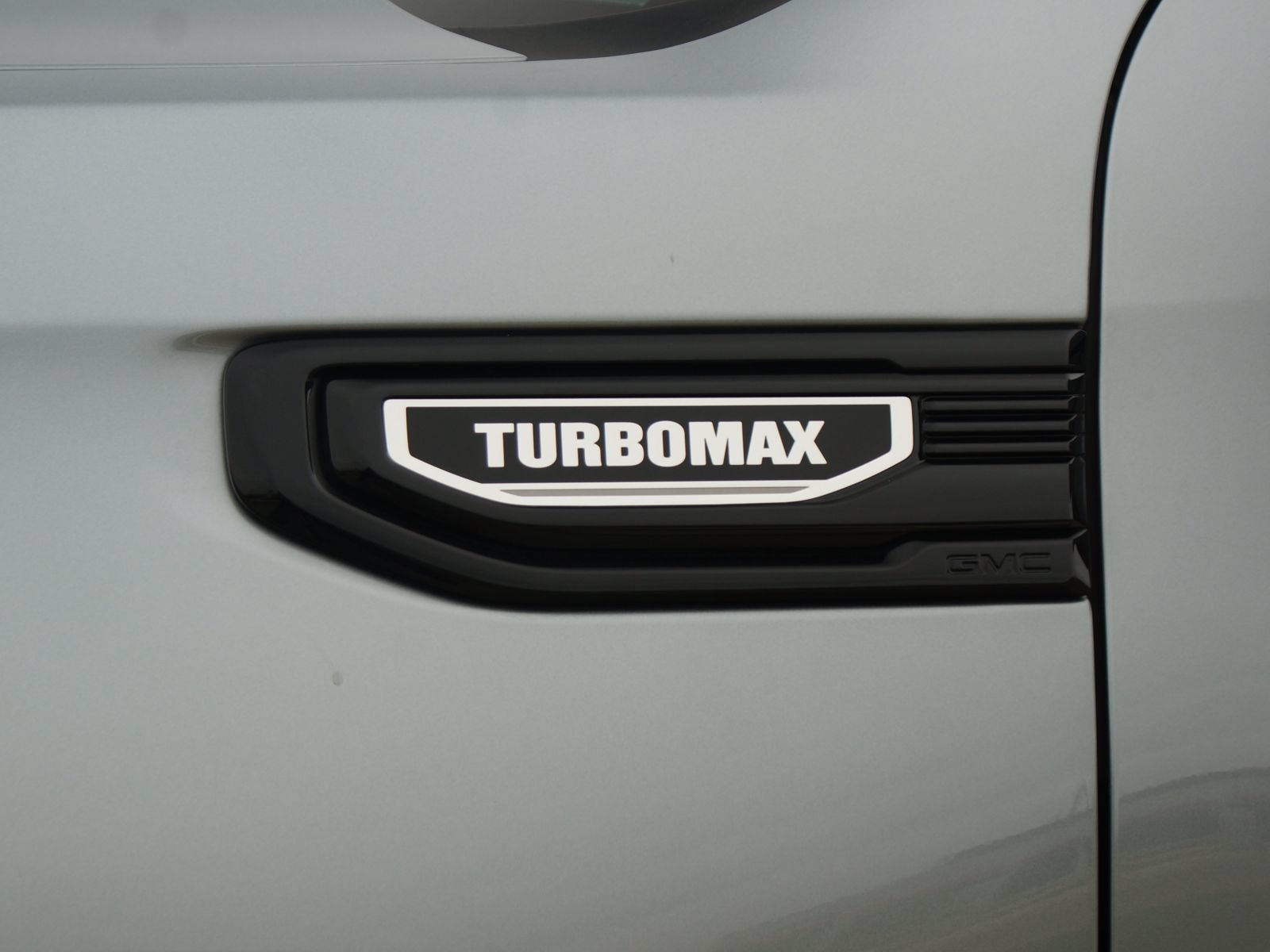 Used 2025 GMC Sierra 1500 Elevation AWD/4WD image 18