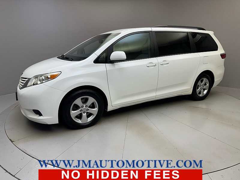 Used 2017 Toyota Sienna LE