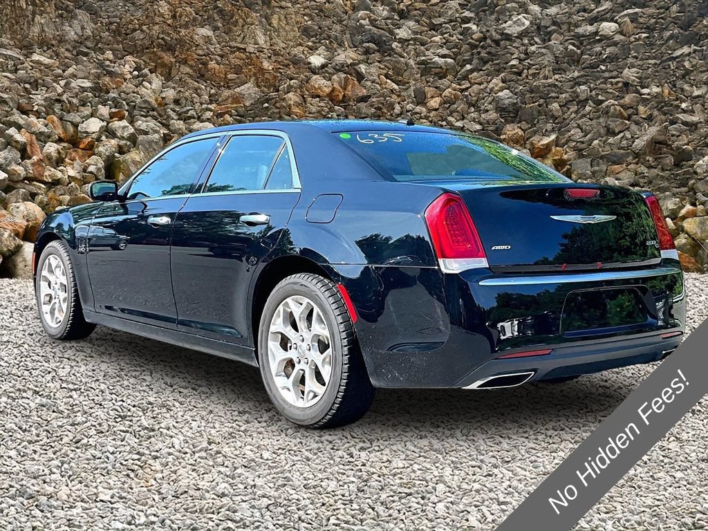 Used 2017 Chrysler 300 C Platinum AWD/4WD image 10