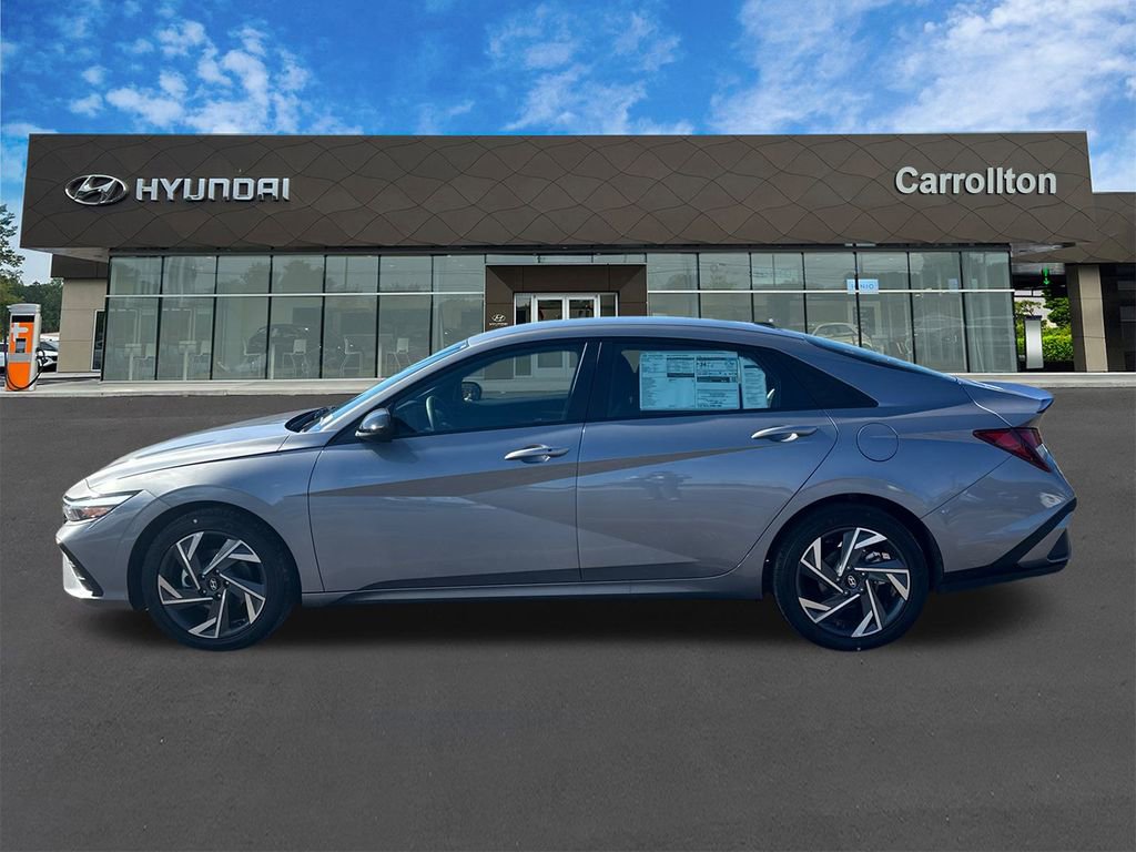 New 2025 Hyundai Elantra Sport image 8