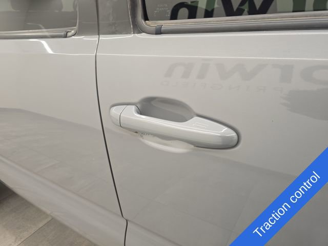 Used 2020 Toyota Tacoma TRD Off-Road w/ Technology Package AWD/4WD image 8