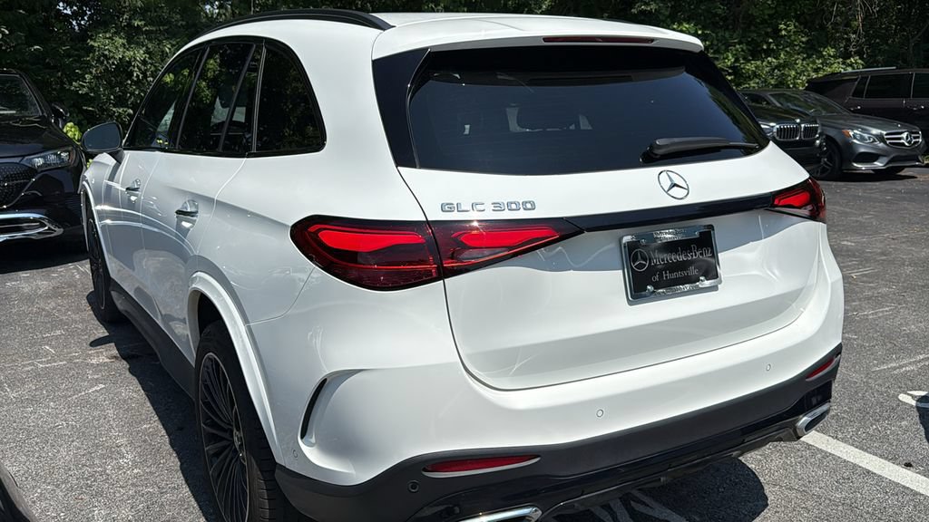 Certified 2025 Mercedes-Benz GLC 300 image 5