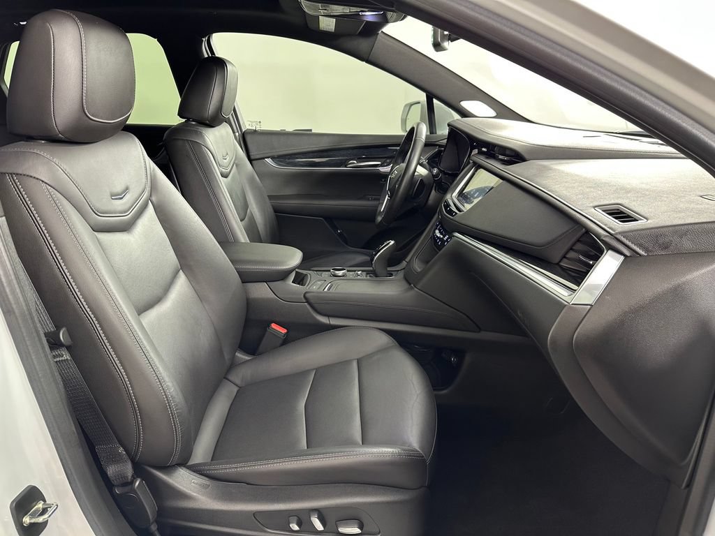 Used 2020 Cadillac XT5 Premium Luxury AWD/4WD image 21