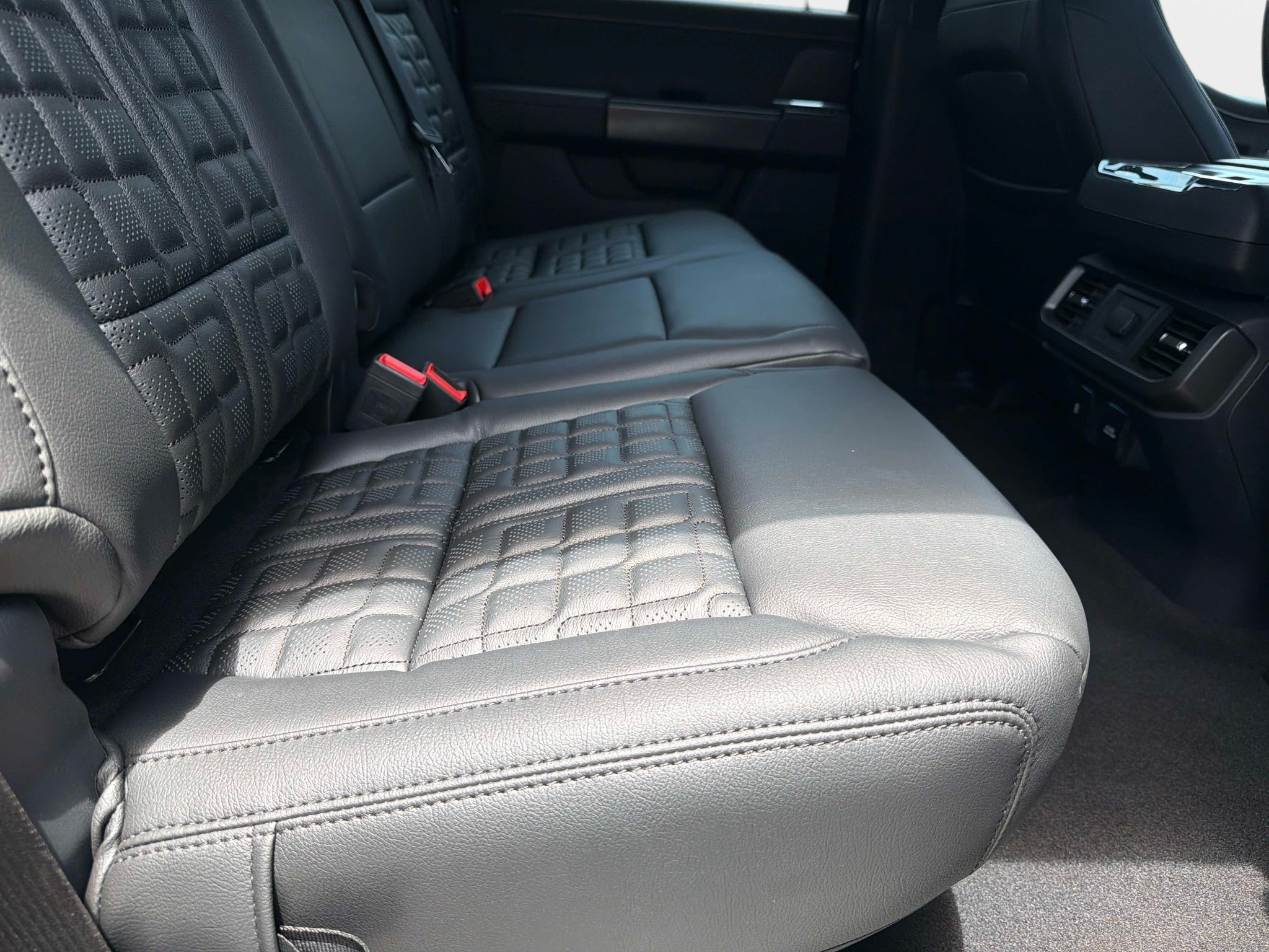 Used 2024 Ford F150 XLT w/ Equipment Group 302A MID AWD/4WD image 27