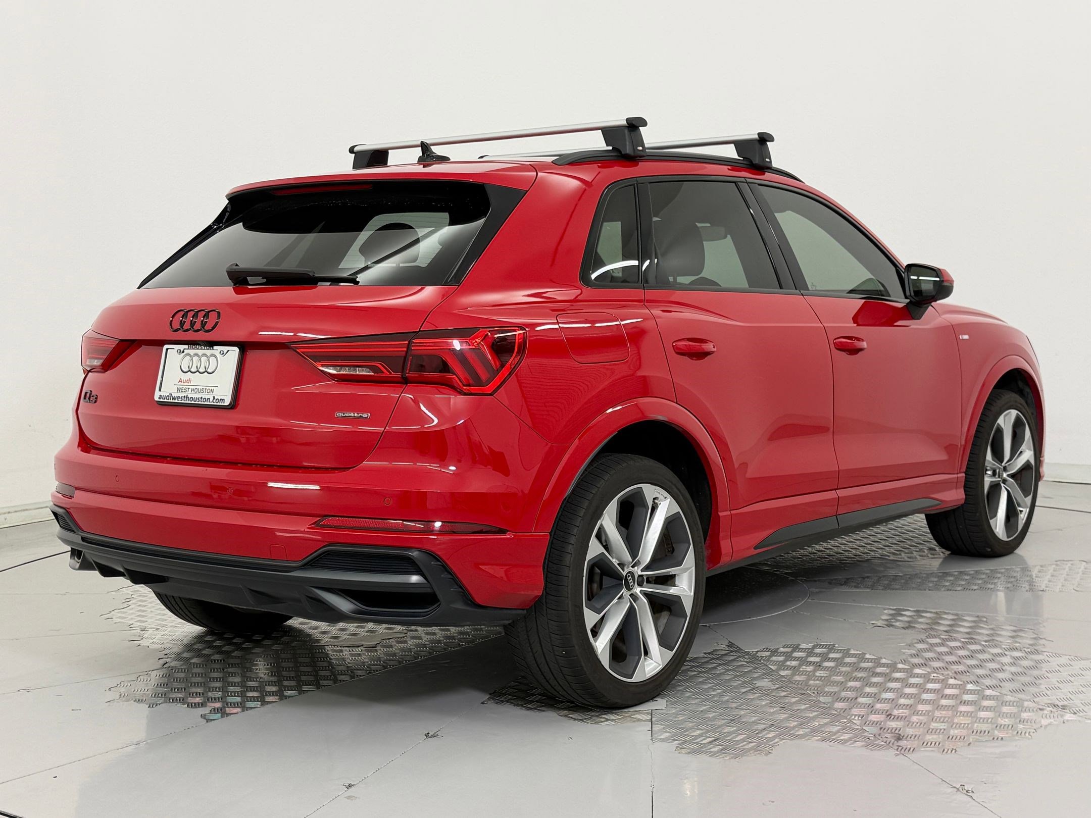 Certified 2022 Audi Q3 2.0T Premium Plus w/ Premium Plus Package image 9