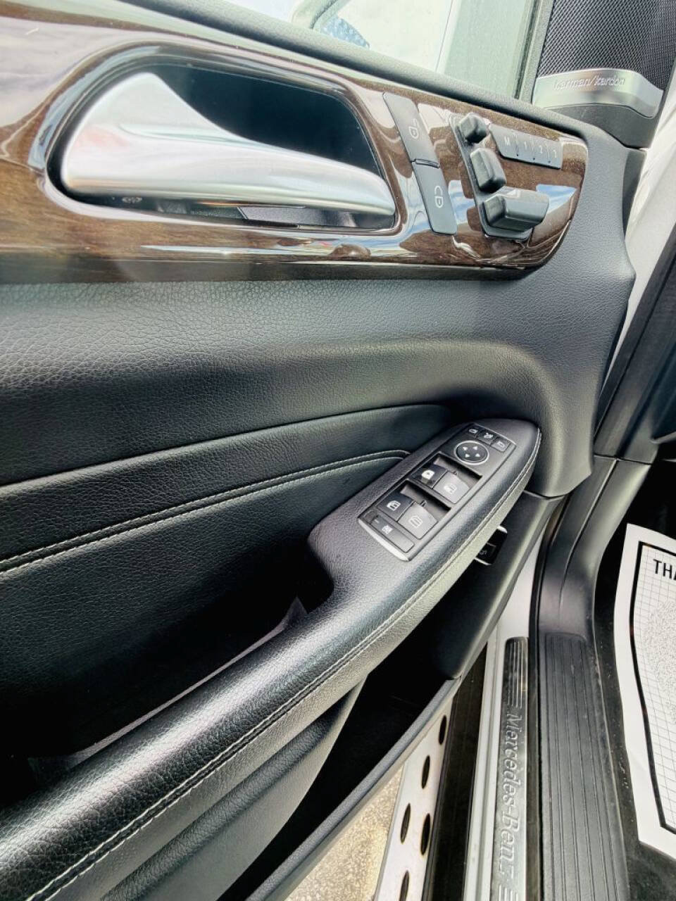 Used 2015 Mercedes-Benz ML 350 4MATIC w/ Premium 1 Package image 12