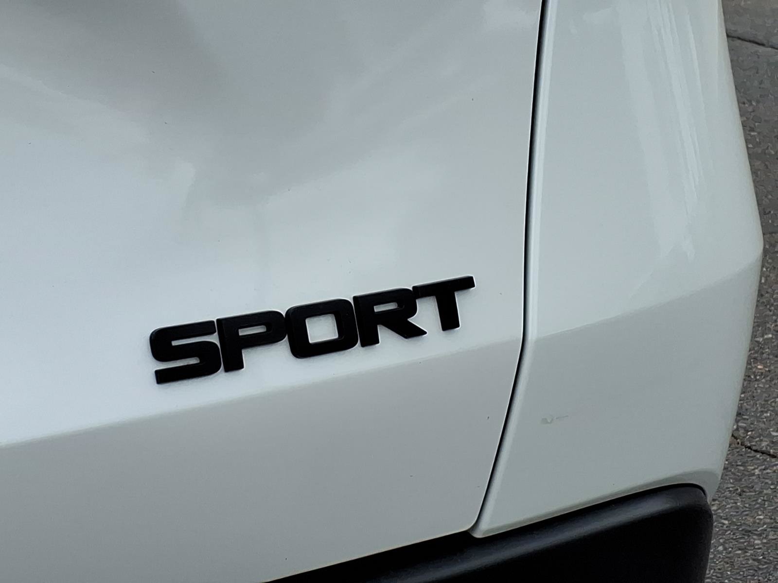 Used 2024 Honda HR-V Sport image 10