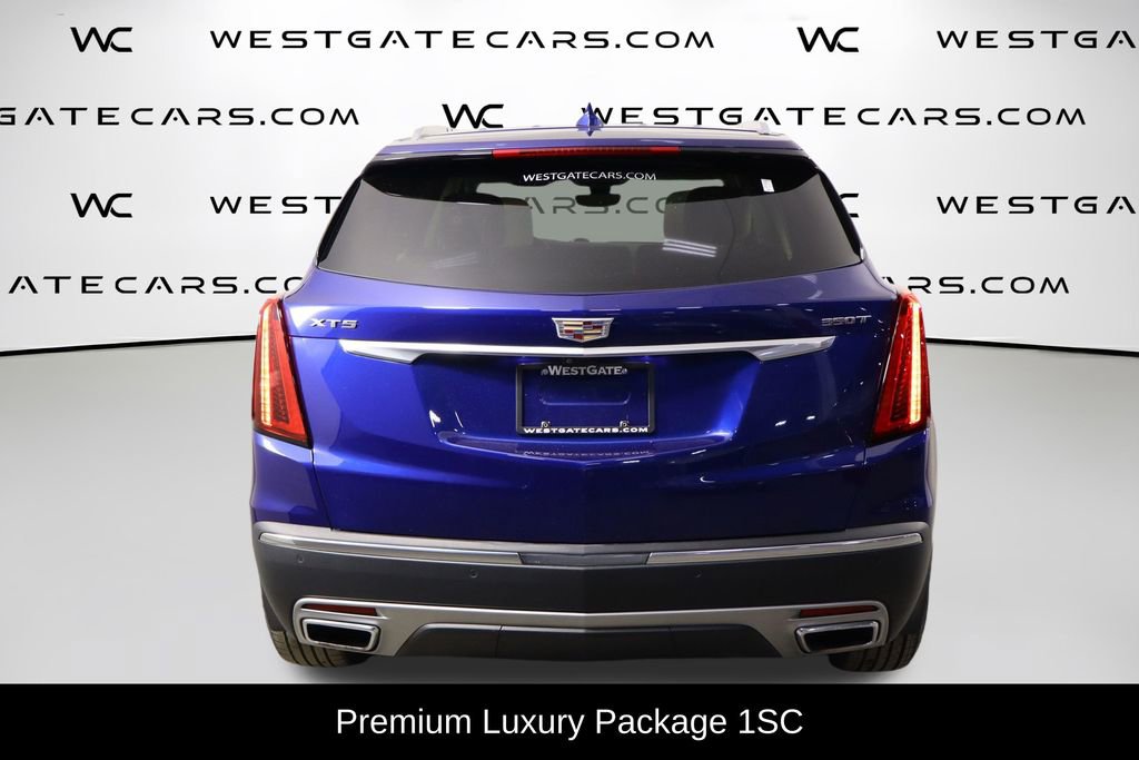 Used 2023 Cadillac XT5 Premium Luxury w/ Technology Package FWD image 4