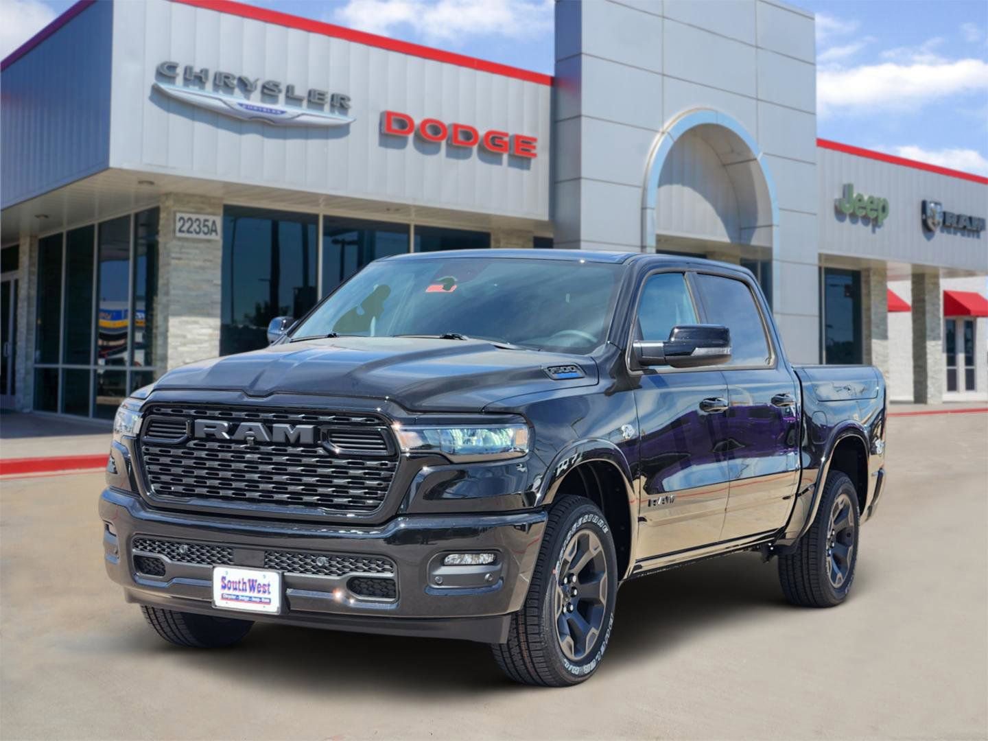 New 2026 RAM 1500 4x4 Crew Cab image 2