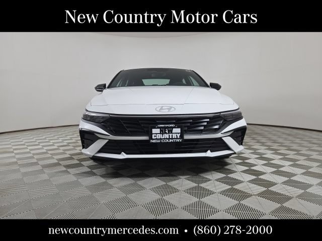 Used 2026 Hyundai Elantra SEL Sport Premium FWD image 2