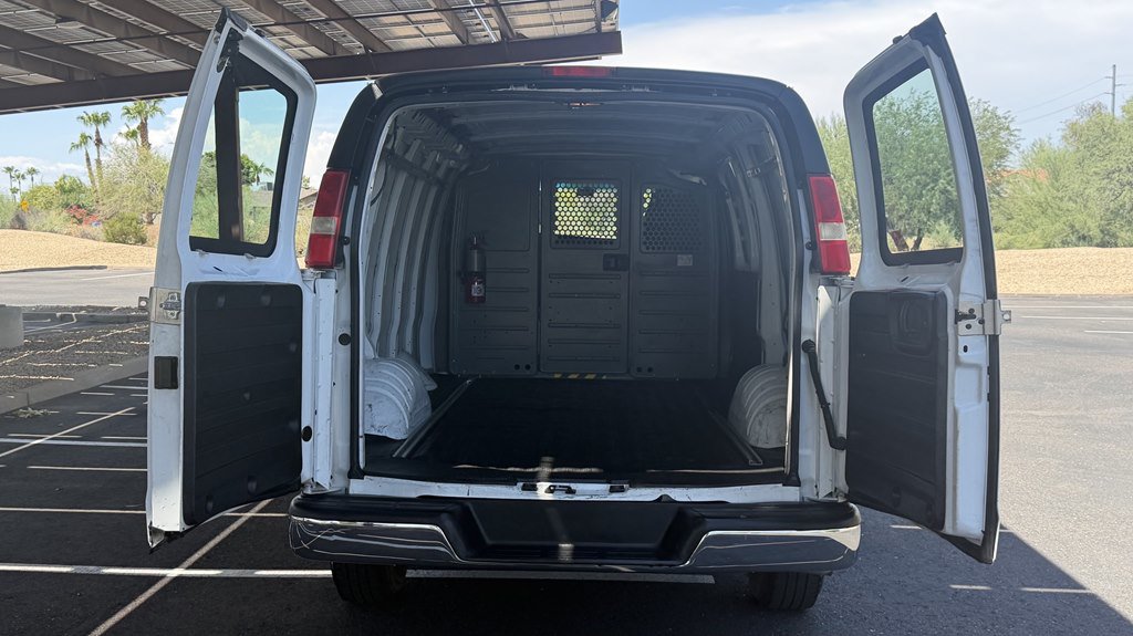 Used 2014 Chevrolet Express 3500 RWD image 5