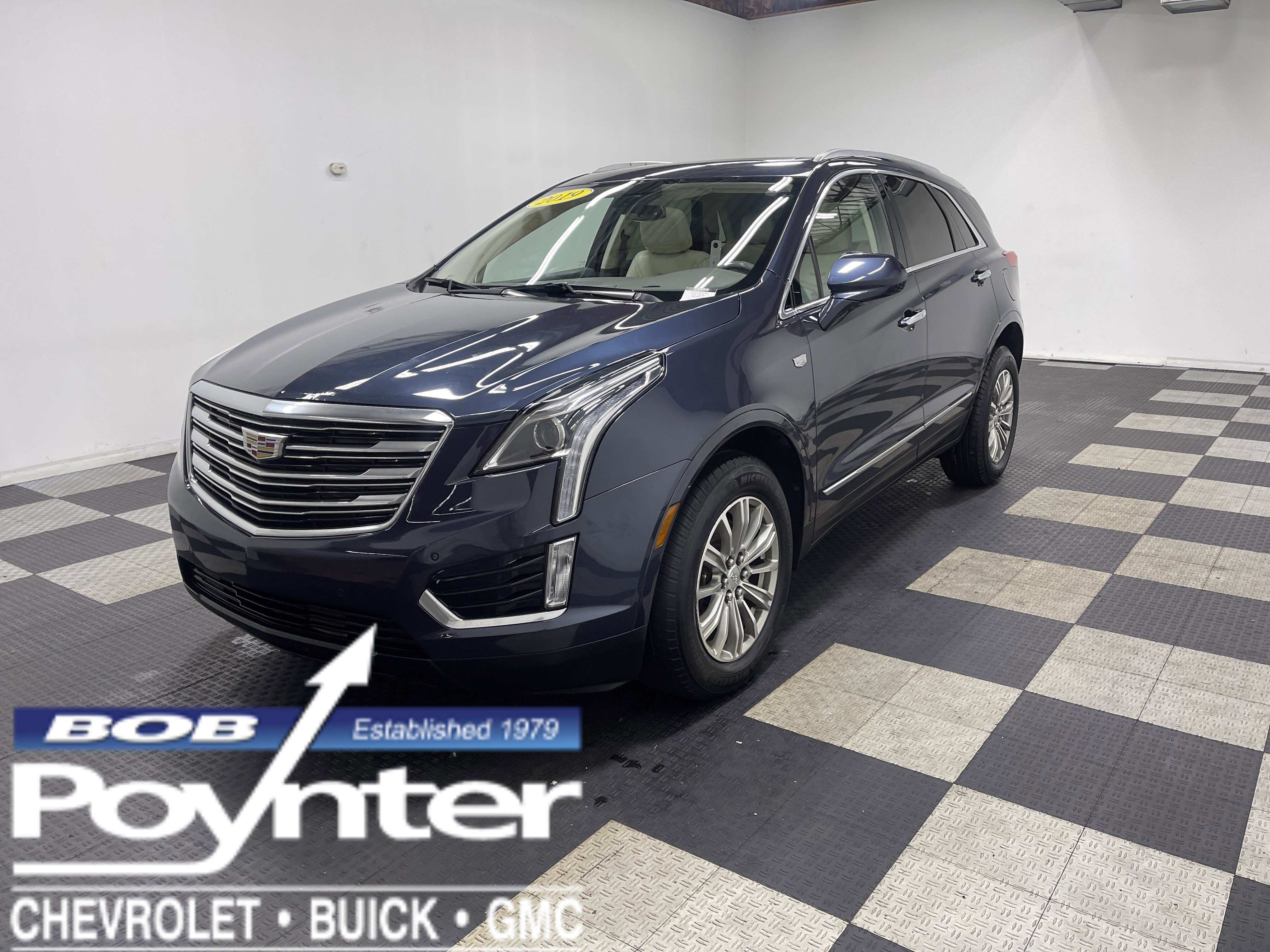 Used 2019 Cadillac XT5 Luxury AWD/4WD image 1