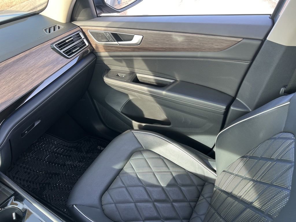 Used 2024 Volkswagen Atlas SEL Premium R-Line image 26