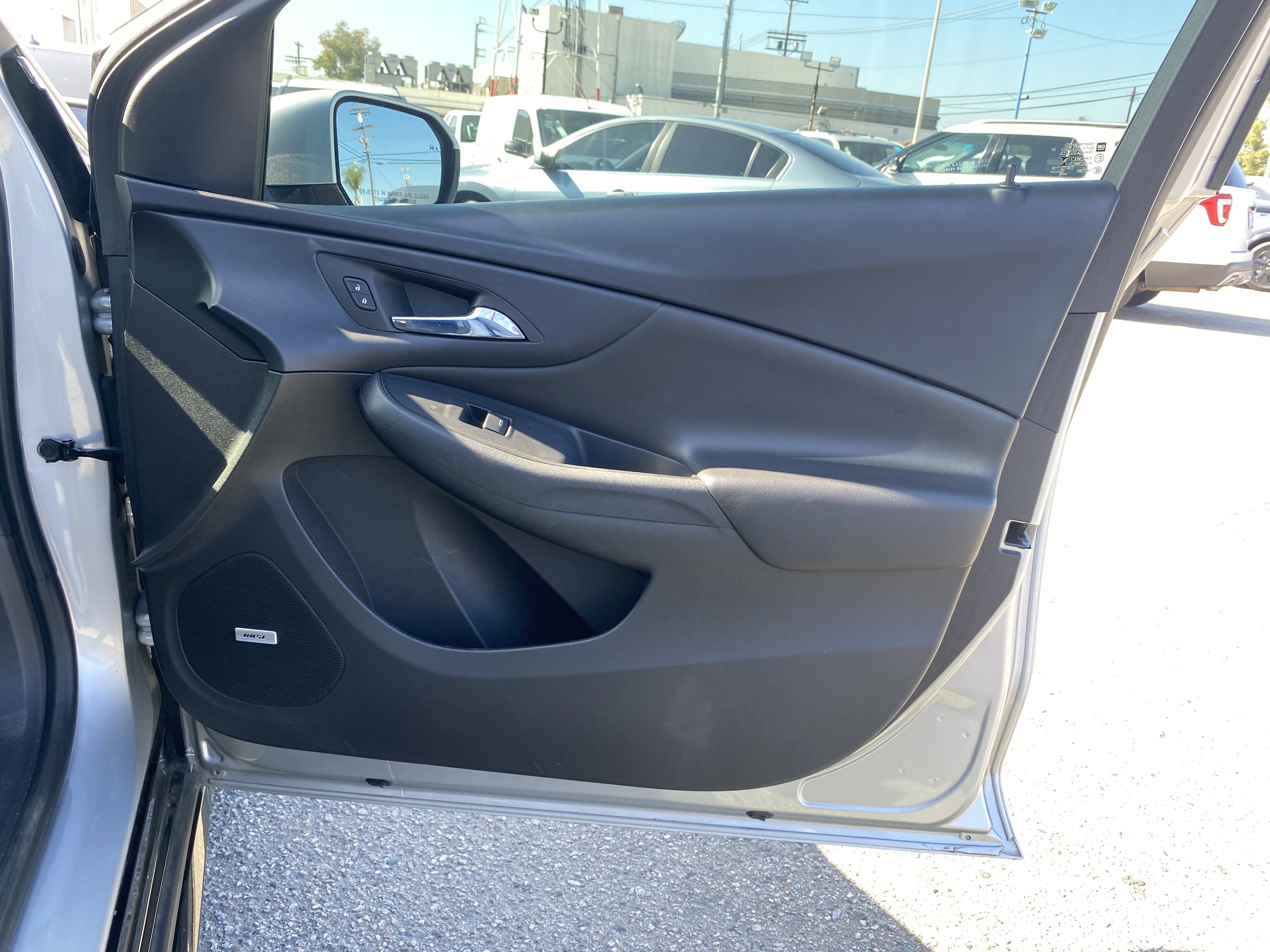 Used 2016 Chevrolet Volt Premier w/ Driver Confidence Package image 23