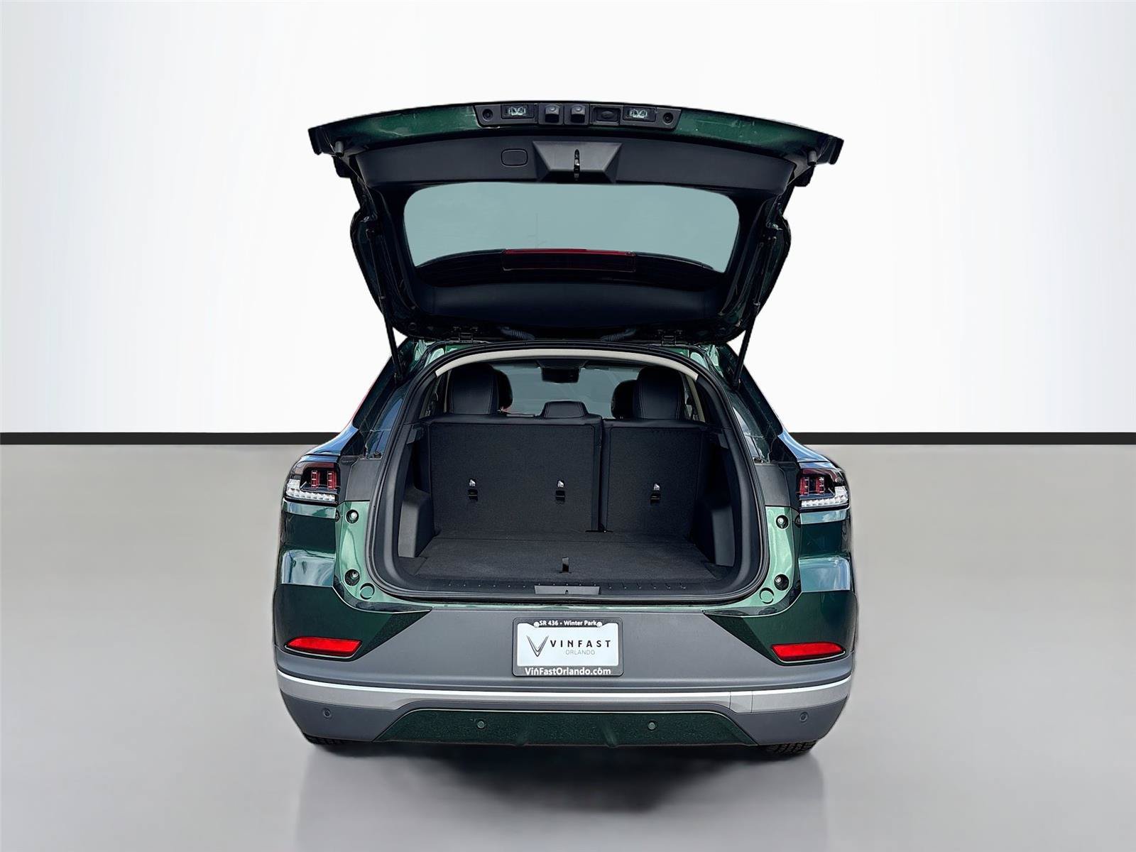 New 2025 VinFast VF 8 Eco AWD/4WD image 25