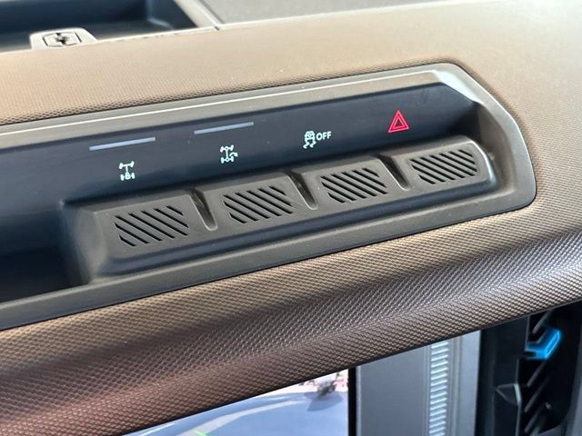 Used 2023 Ford Bronco Outer Banks AWD/4WD image 38