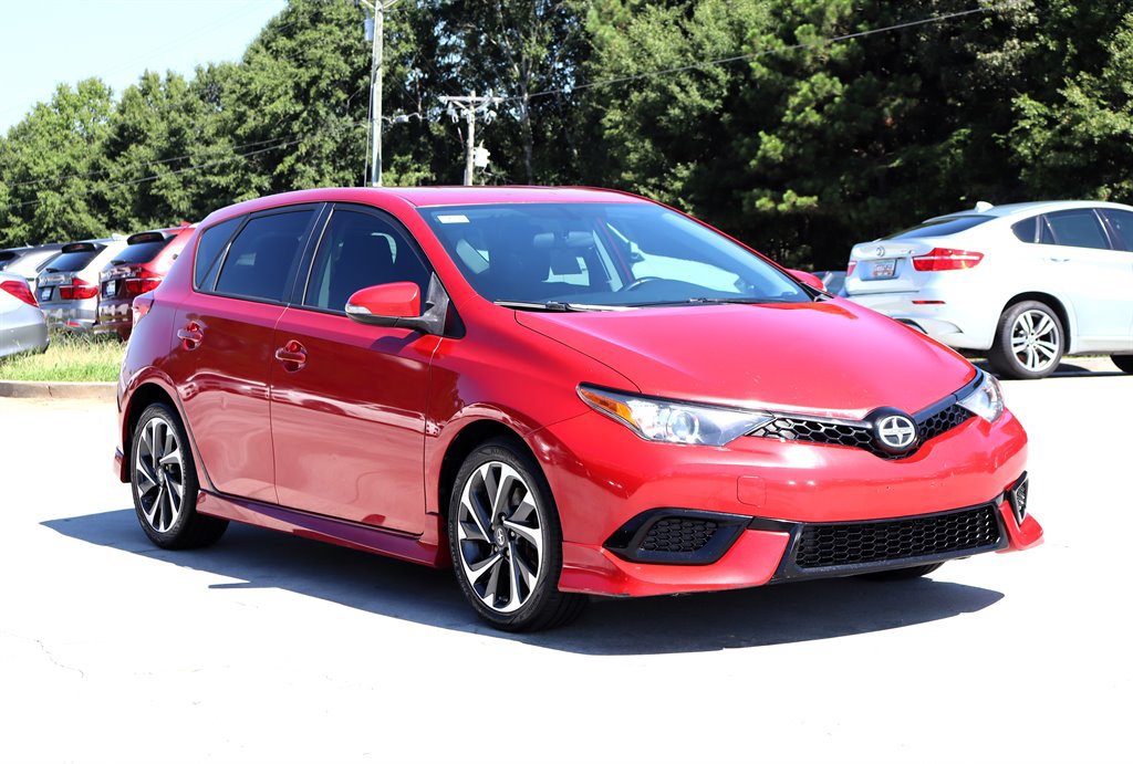 Used 2016 Scion iM FWD image 9