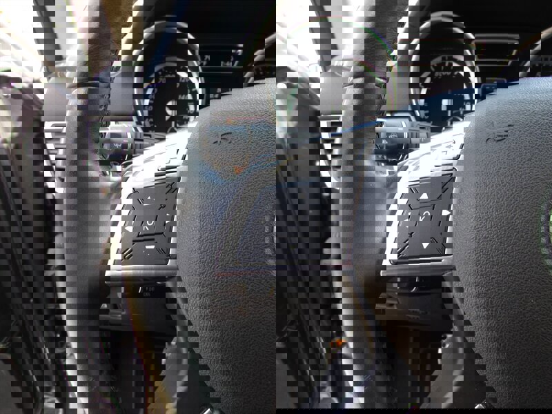 Used 2014 Mercedes-Benz ML 550 4MATIC image 12