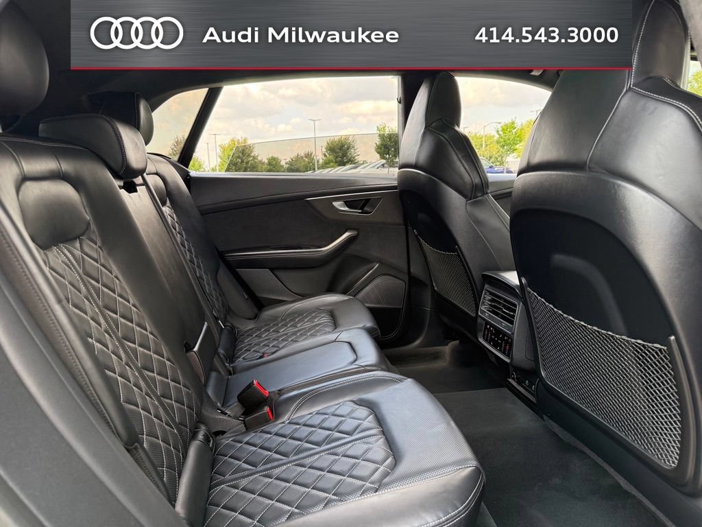 Used 2024 Audi SQ8 Prestige AWD/4WD image 35