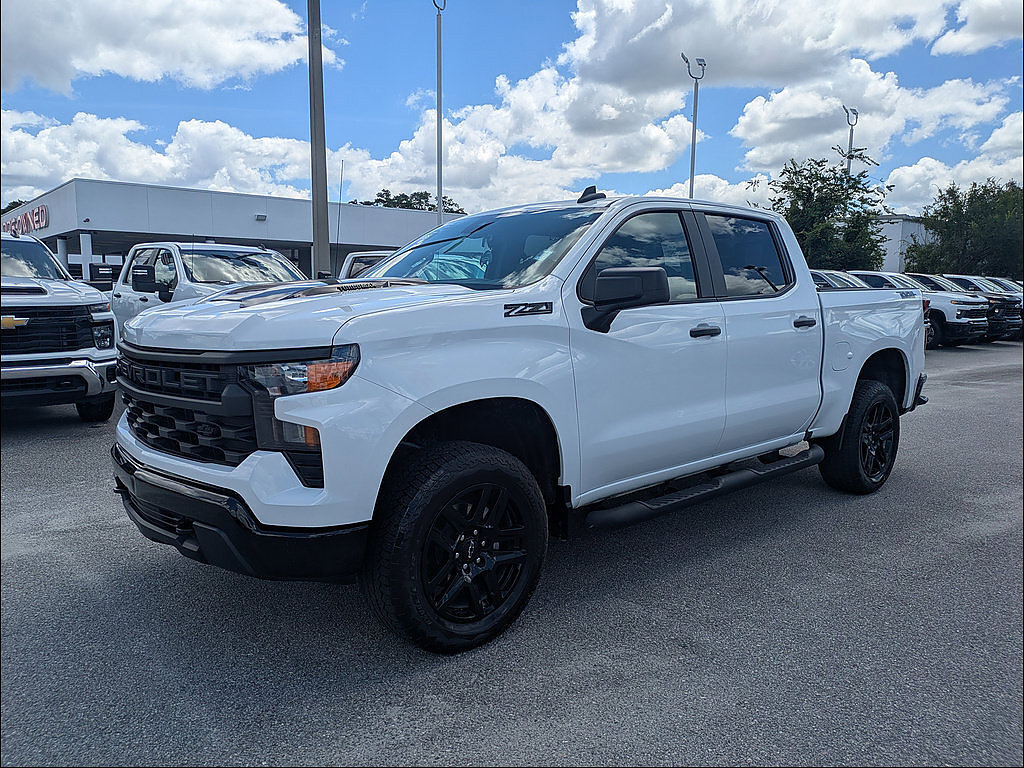 Certified 2025 Chevrolet Silverado 1500 Custom Trail Boss w/ Dark Appearance Package AWD/4WD image 34