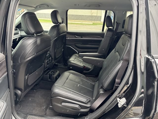 Used 2021 Jeep Grand Cherokee L Limited AWD/4WD image 20