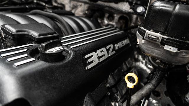 Used 2025 Jeep Gladiator Sport image 15