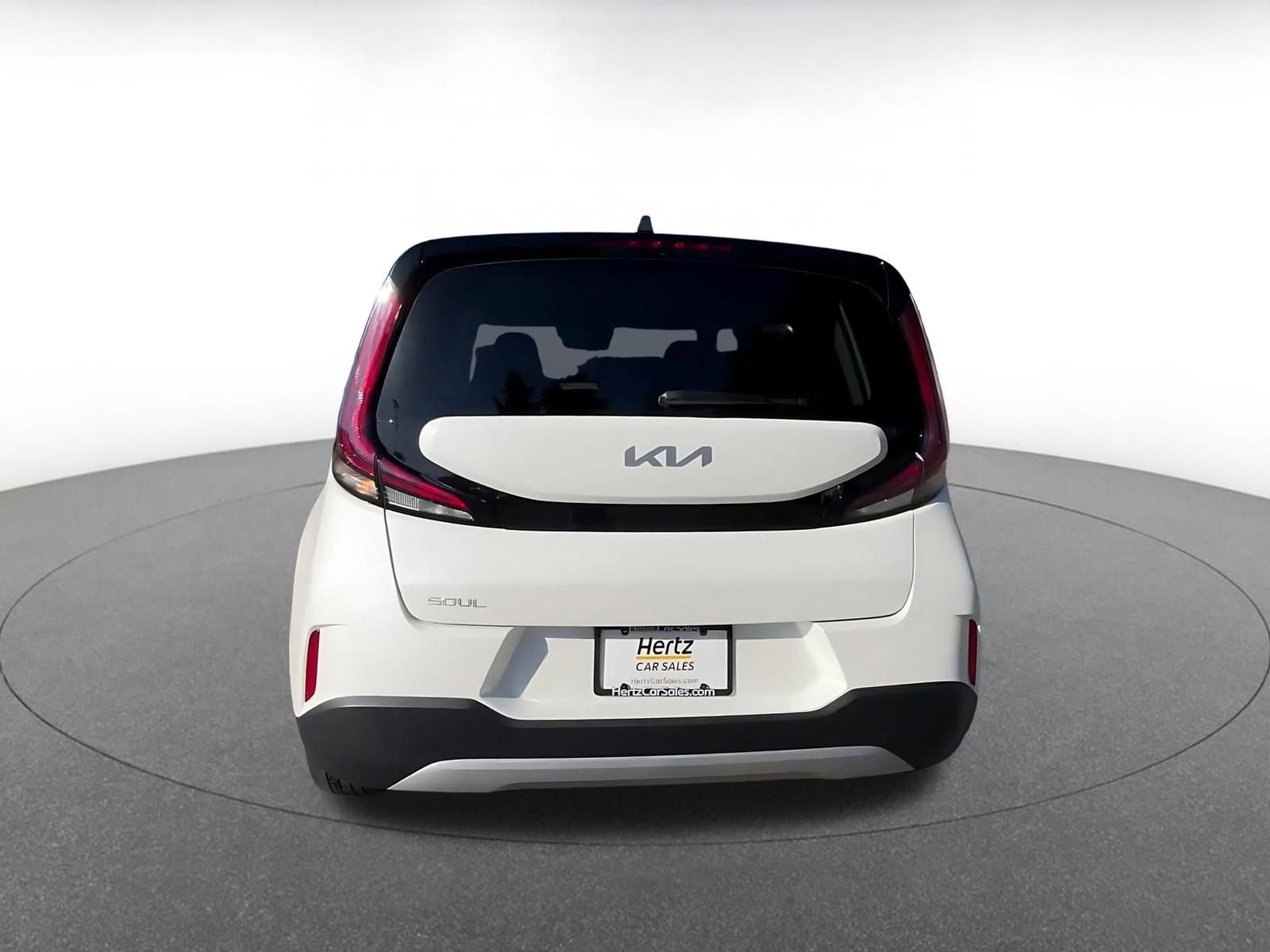 Used 2025 Kia Soul LX w/ LX Technology Package image 12