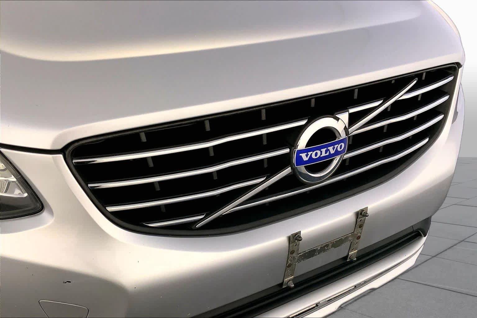 Used 2015 Volvo XC60 T6 AWD/4WD image 31