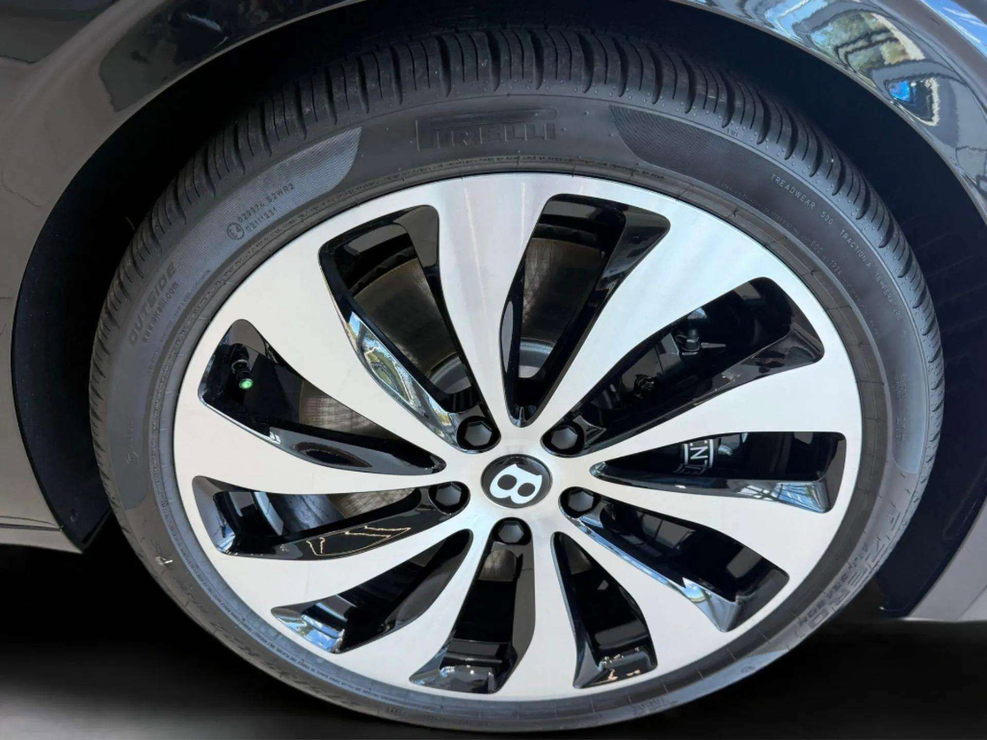 New 2026 Bentley Flying Spur Plug-In Hybrid AWD/4WD image 55