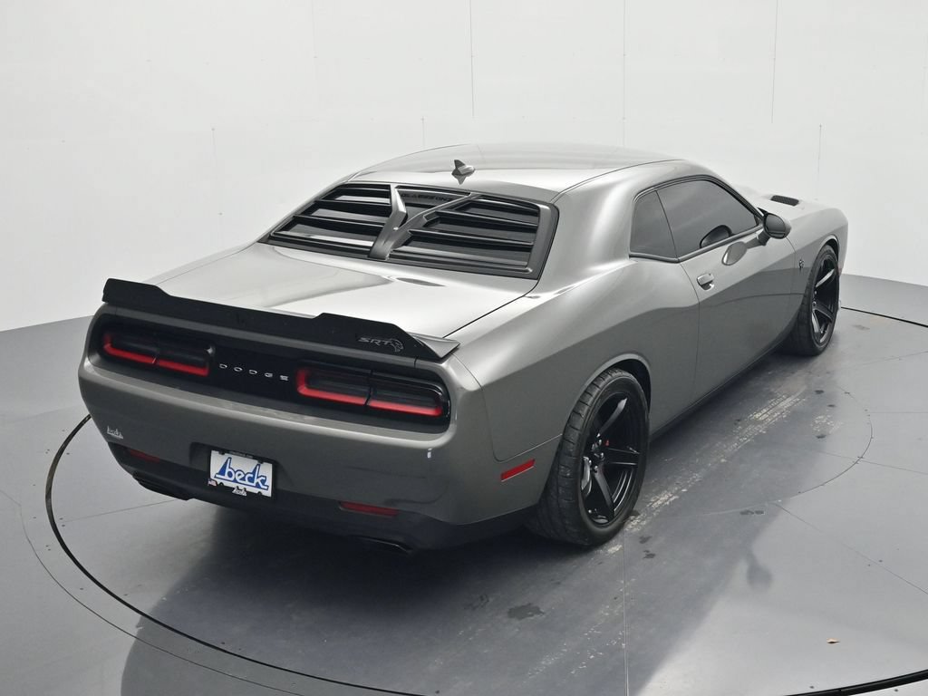 Used 2017 Dodge Challenger SRT Hellcat RWD image 33